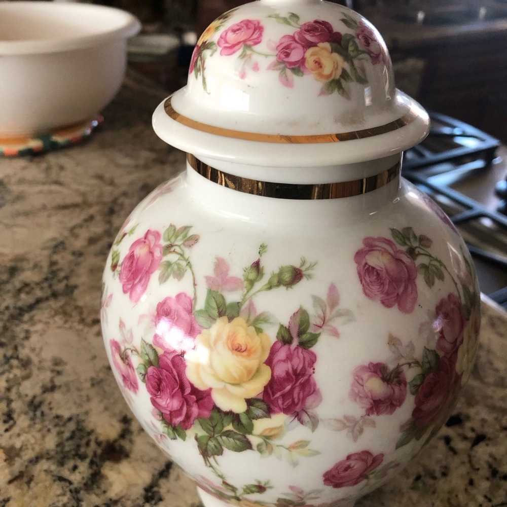 Floral Pink and Yellow Schumann Arrtzberg  Ceramic Ginger Jar with Gold Trim